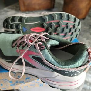 Brooks Trail shoes Cascadia 16 size 6.5